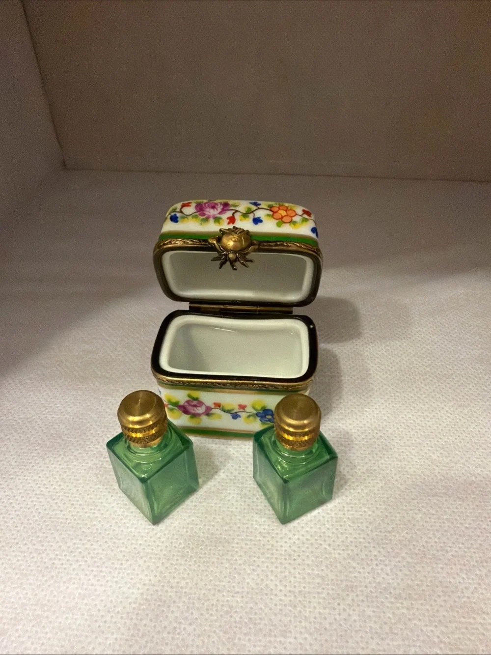 Floral Porcelain Trinket Box with Two Green Glass Bottles